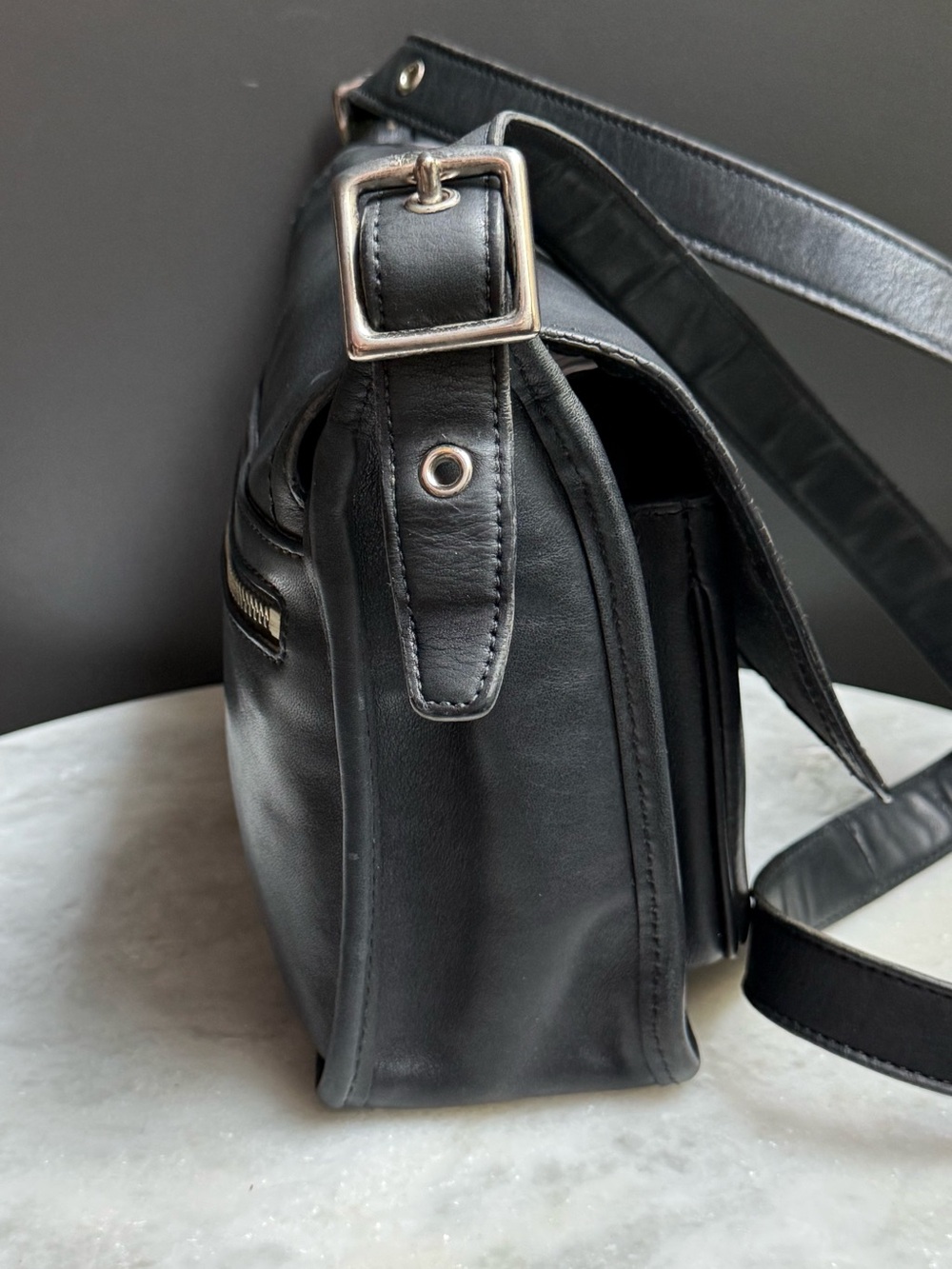 Coach Rambler Legacy 2012
Archive Collection-black leather - Picture 5 of 13